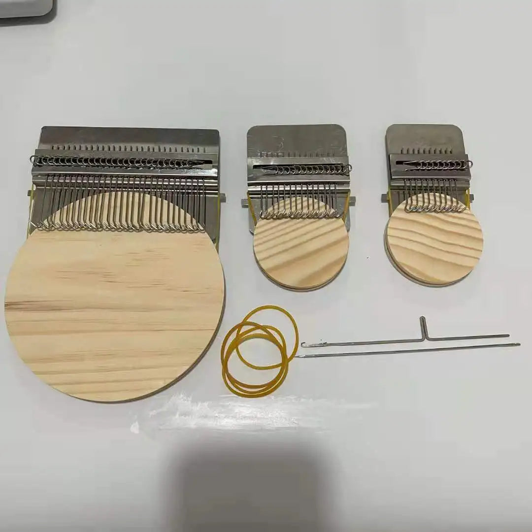 21 Hooks Small Speedweve Weaving Loom Portable Mending Loom for Jeans Socks and Clothes