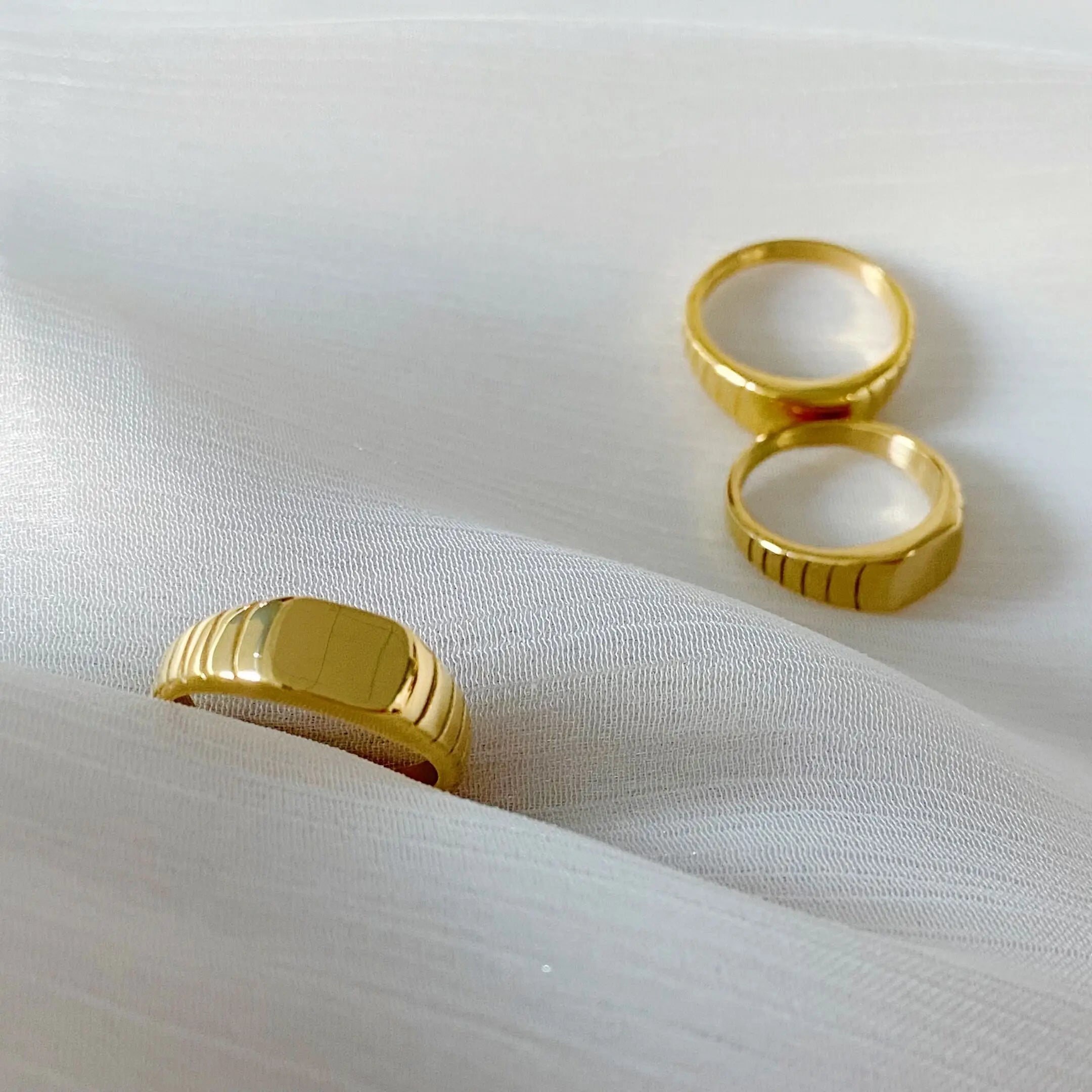 Classic Square Band Ring Couple Jewelry Stainless Steel 18K Gold Plated Non Tarnish Engraved Band Stacking Ring for Gift
