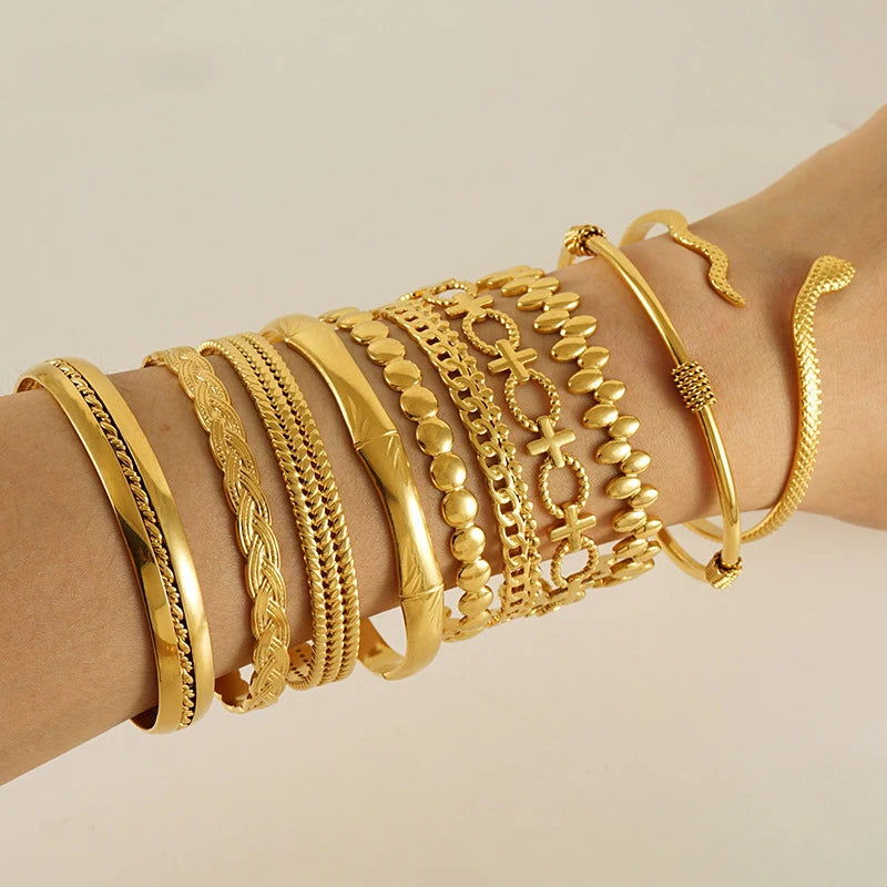 Minimalist Jewelry 14 18K Gold Plated Stainless Steel Simple Leaf Snake Barbed Twist Bracelet Bangle Adjustable for Women Gift
