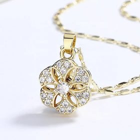 Necklace Jewelry Customizable Beautiful Moissanite White Well-Made Floret Gemstone Fine Pendant Necklace