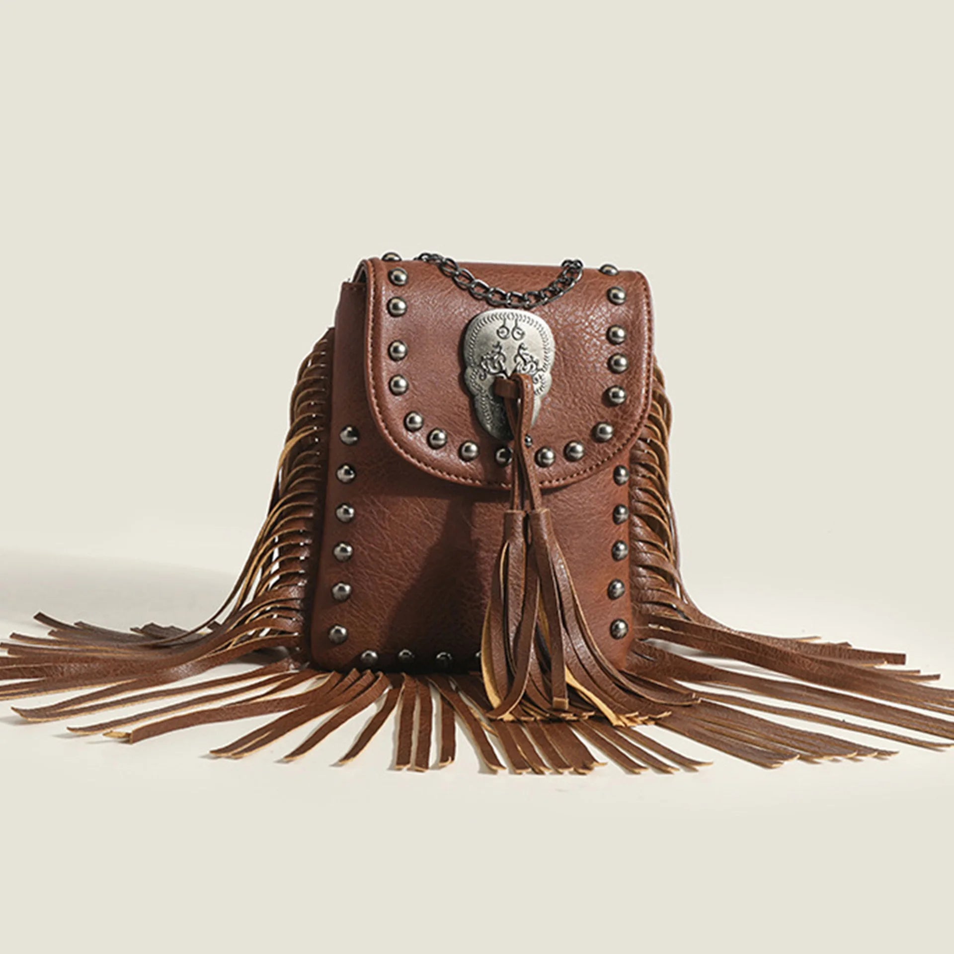 New Casual Retro Leather Tassel Rivet Personalized Mobile Phone Bag Metal Brand Shoulder Crossbody Chain Small Bag for Women