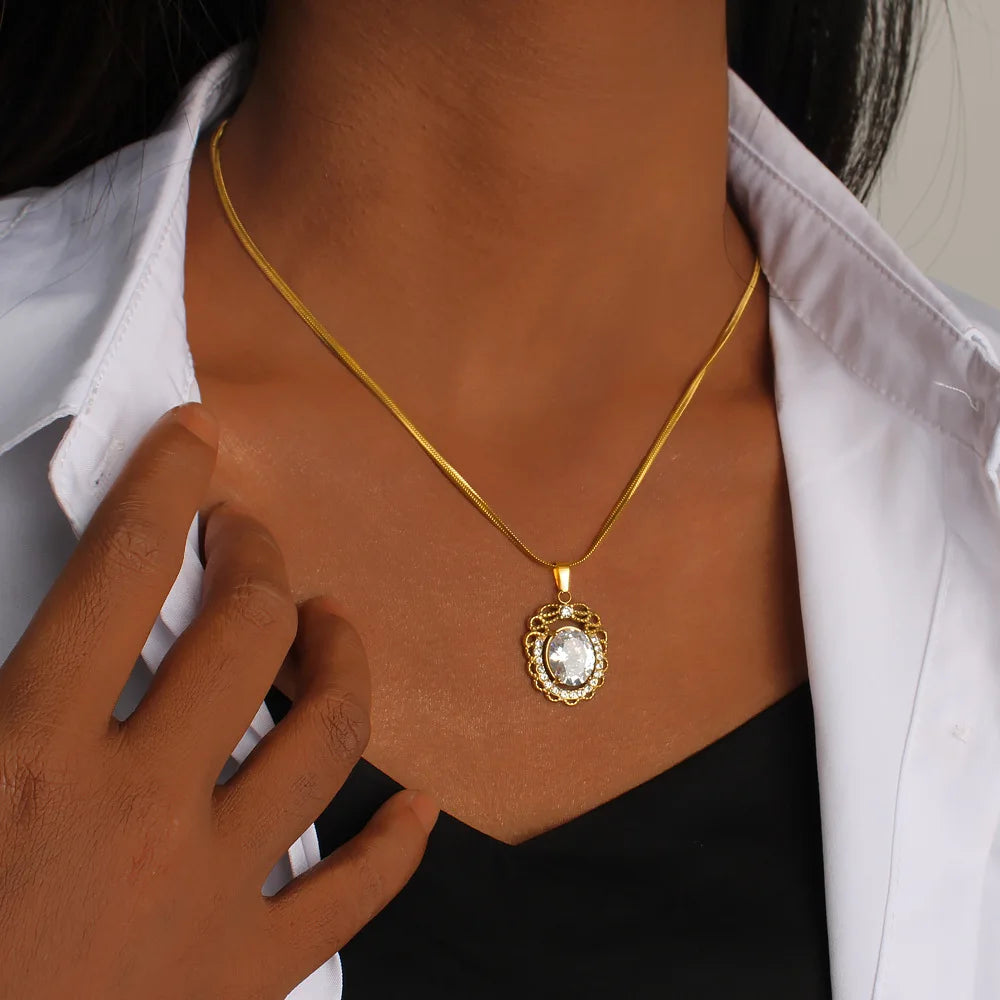 Light Luxury Jewelry 18k Gold Plated Geometric Hollow Pendant Zircon Stainless Steel Necklace for Women