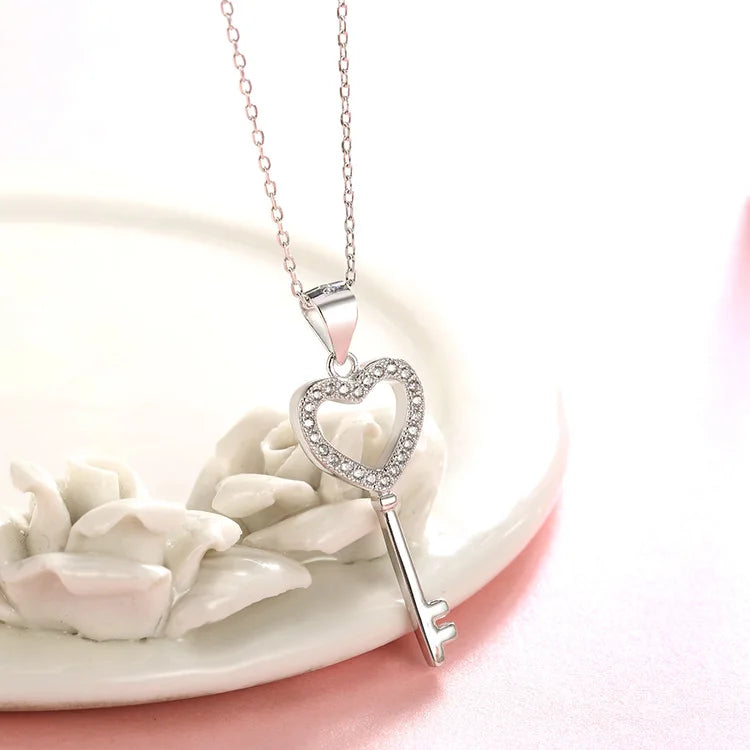 Personalized Fashion Gift 925 Sterling Silver Zircon Rhodium & Gold Plated Charm Fancy Love Pendant Keychain