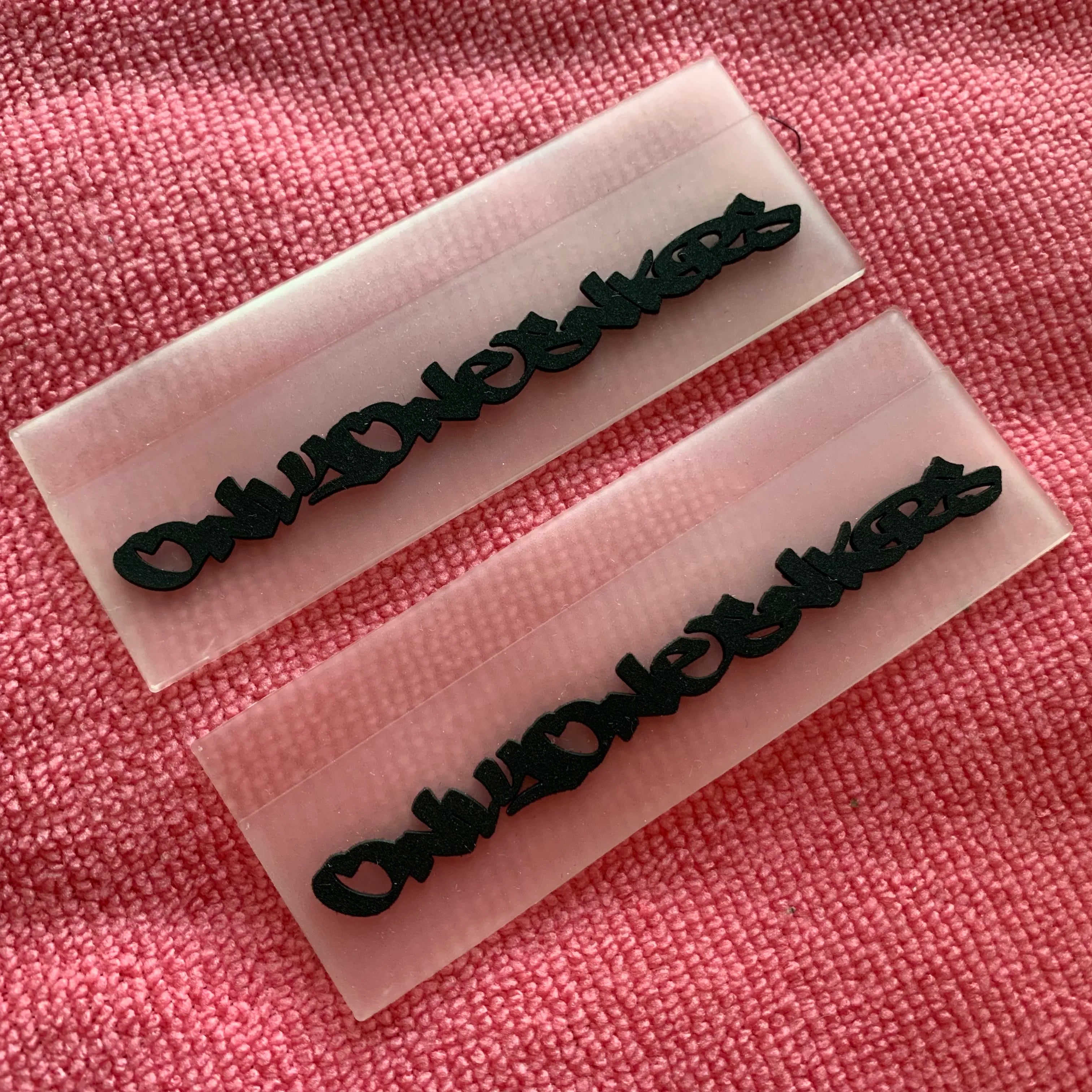 Best Service Embossed logo Transparent Rubber Label With Low Sewing Tabnon-toxic clear Silicone Rubber Tag for Pants