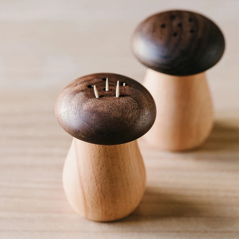 Solid Wood Toothpick Holder Toothpick Storage Box Container Portable Mushroom Toothpick Dispensers Kitchen Restaurant Supplies