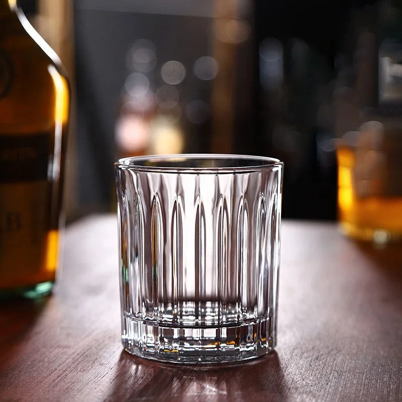 Luxury Unique Tumblers 360 Degree Rotating Whisky Cup Crystal Spinning Whisky Glass for Bar