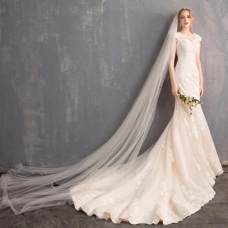 European and American Bride and Bridesmaid Wedding Dress Slim-Fitting Simple Fishtail with Lace Decoration Empire Silhouette