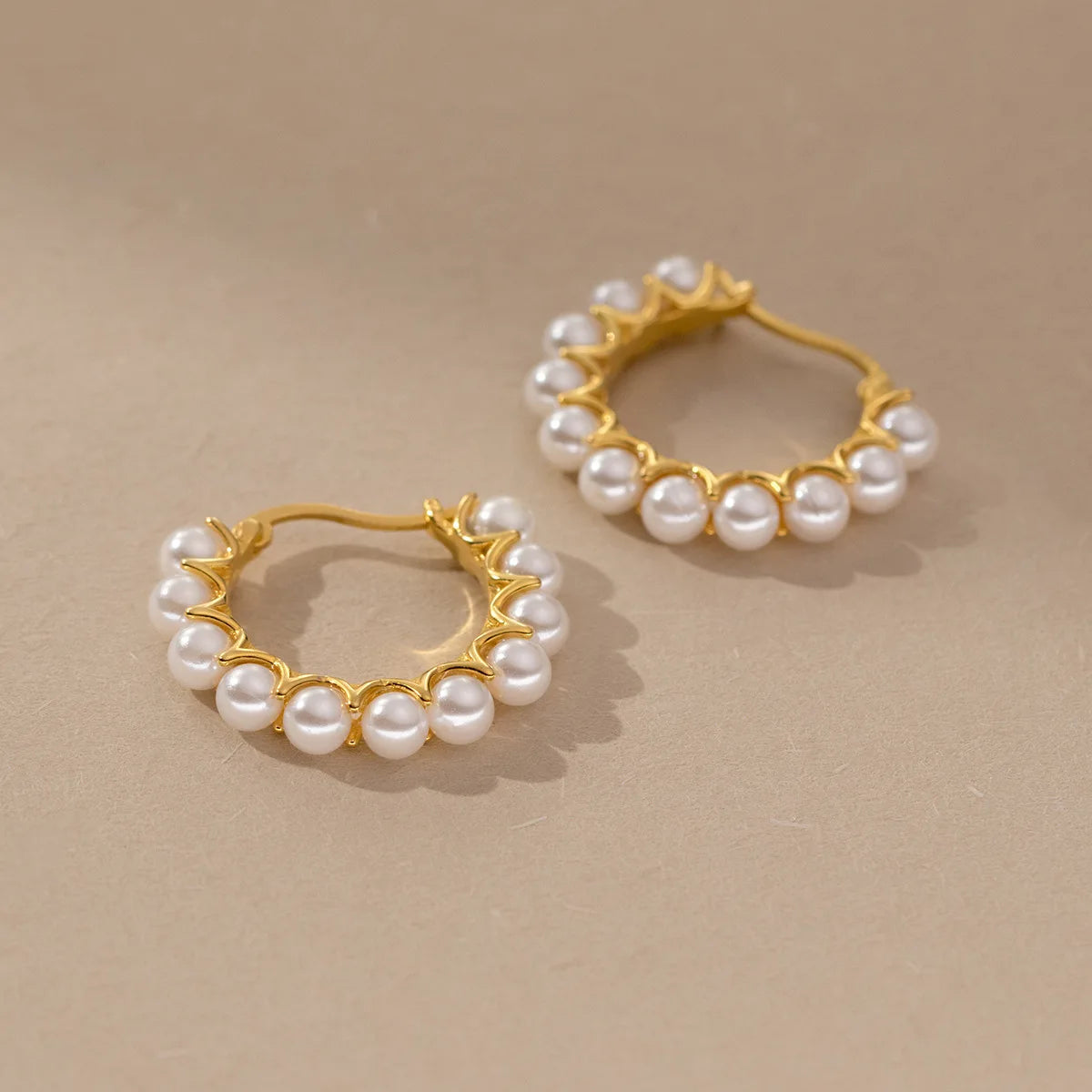 Fashion Fine Jewelry 925 Sterling Silver Pearl Earring a Circle of Round Pearls Gold Plated Hoop Earrings for Women