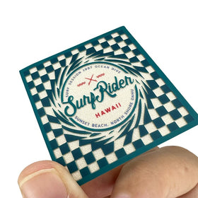 High Density Silk Screen Printed Fabric Labels Wholesale Design Custom Silicone Iron on Patches for Garment Logo