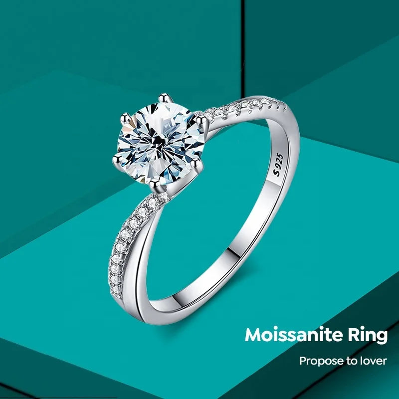 Wholesale 925 Sterling Silver Luxury 1ct Twisted Arm Classic 6 Prong Shiny Lab Grown Diamond Moissanite Ring Women Fine Jewelry
