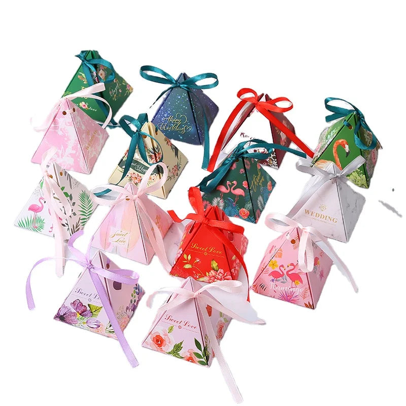 New Design Triangle Pyramid Floral Paper Birthday Wedding Gift Chocolate Candy Packaging Box With Bowknot