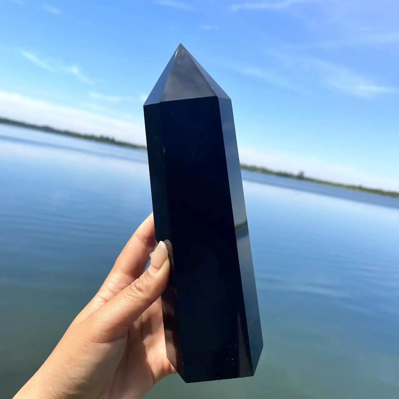 Wholesale Price Spiritual Natural Rock Generator Obsidian Quartz Crystal Tower Healing Stone Chakra Wand Crystal Gemstone