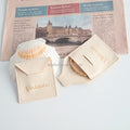 Hot Sale 8x8cm Beige Soft Suede Microfiber Pouch China Supplier's Fashionable Comfortable Envelope Jewelry Jewelry Container