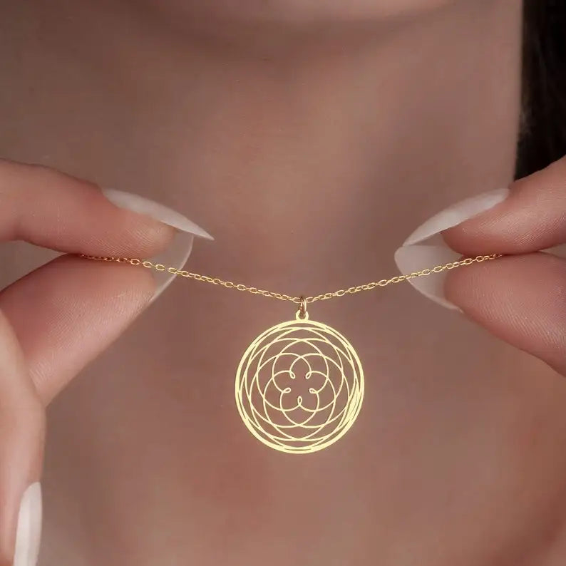 Personalized Elegant Rose of Venus Silver Necklace Gift for Women