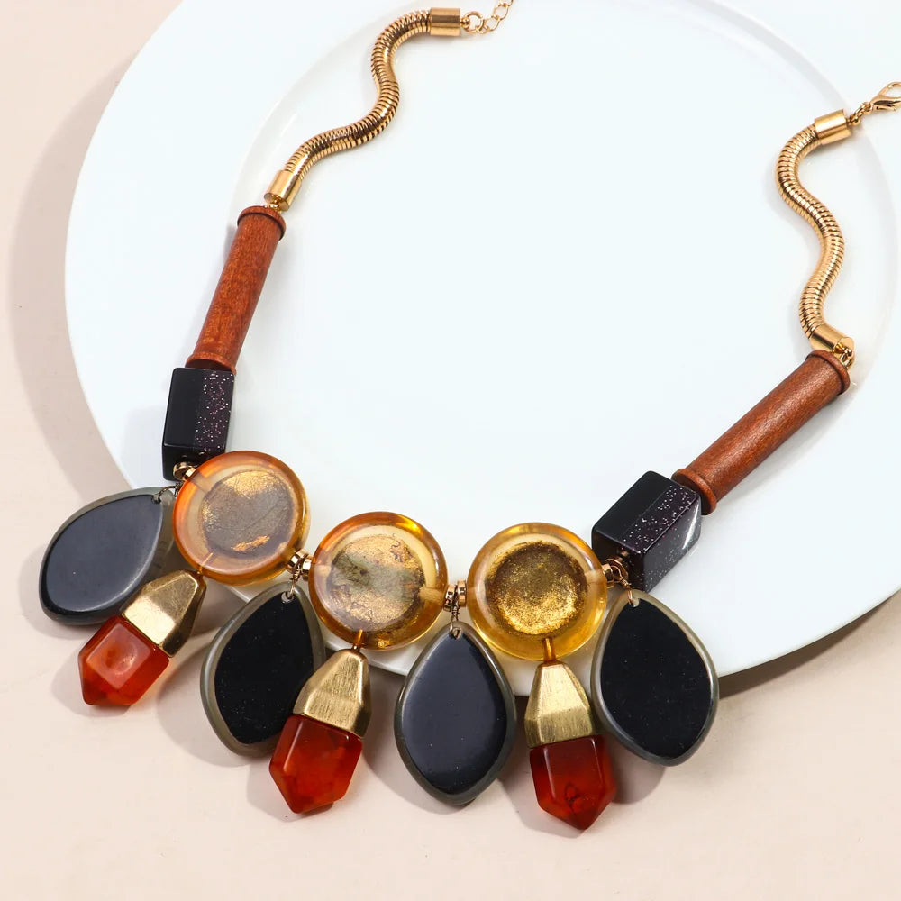 New Bohemian Casual Jewelry Natural Energy Stone Resin Amber Ethnic Style Vintage Jewelry Choker Acrylic Necklace for Women