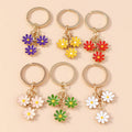 Simple Key Bag Charm Metal Enamel Daisy Flower Keychain Accessories for Women