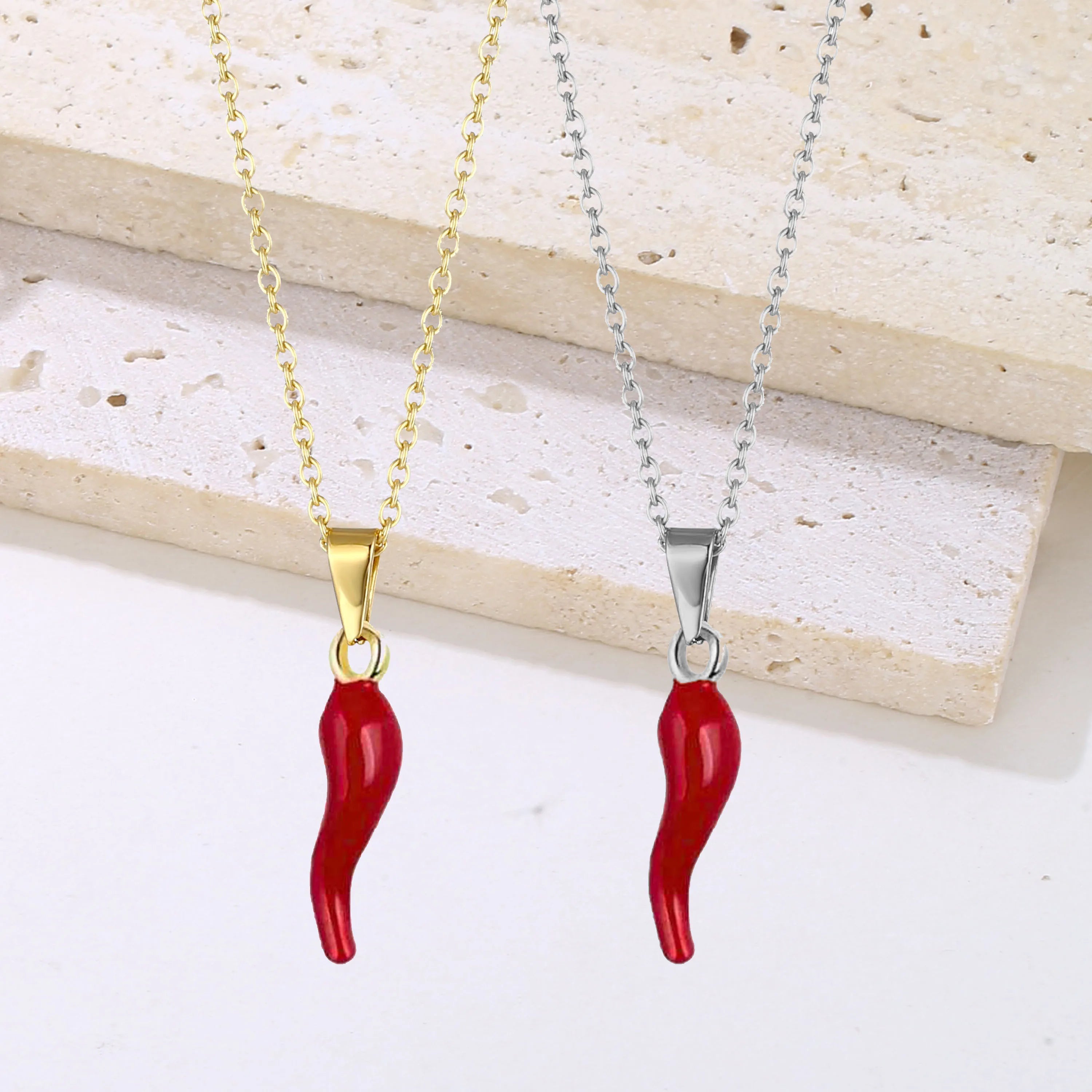 Unique Small Italian Horn Pendant Necklace Red Chili Pendant Jewelry Custom Enamel Red Pepper Dangle Charms Necklace for Women