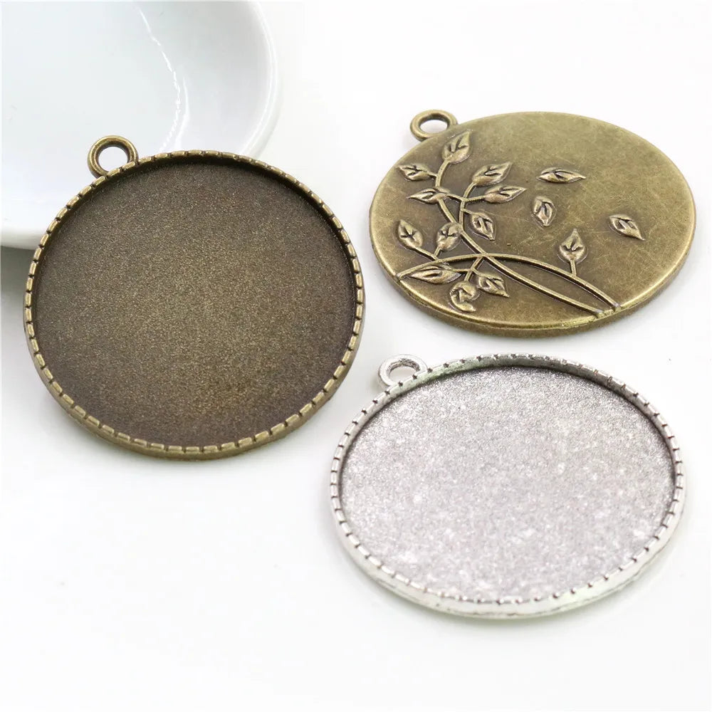 35mm Inner Size Antique Bronze and Silver Colors Plated Flower Fashion Style Cabochon Base Setting Charms Pendant Blank