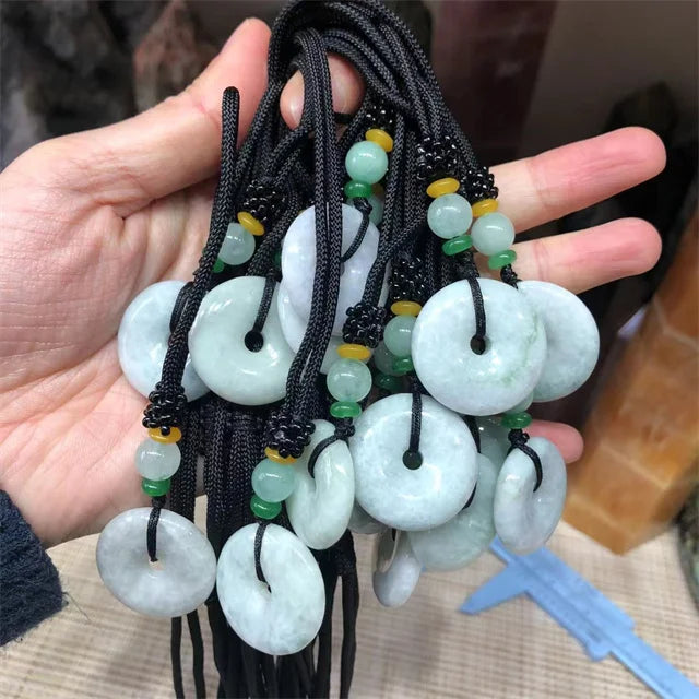Wholesale Spiritual Jewelry Healing Crystals Pendants Natural Light Green Jade Donut for Sale