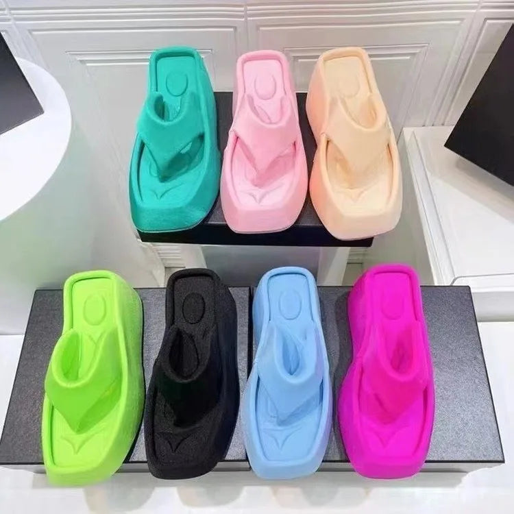 Women's Comfortable Summer/Spring Platform Flip Flop Sandals for Shopping & Vacation Thong Slippers