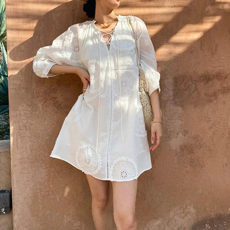 RNSHANGER Women's Loose Fit Embroidery Short Dress Round Neck Floral White Cotton Dresses A-line Lace-up Hollow Out Dress