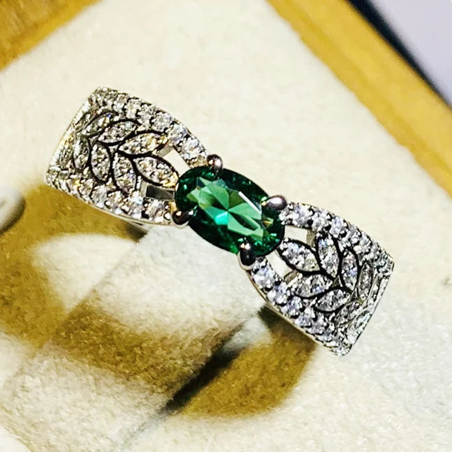 CAOSHI New Light Luxury Oval Cut Green Crystal Wheat Ear Design Silver Color CZ Hollow Women Small Row Diamond Finger Rings