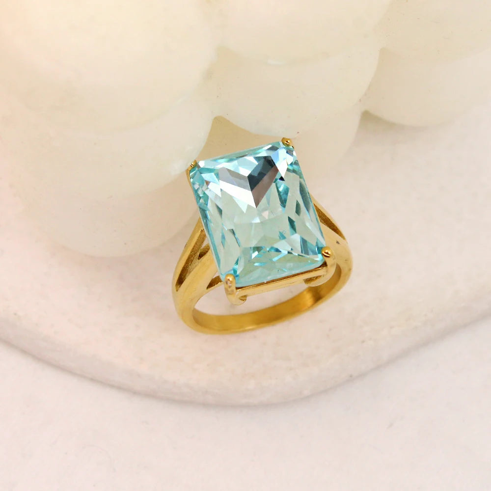 High-End Exaggerated Square CZ Stainless Steel Ring Men Women Premium Gold PVD Plated Wedding Gift Waterproof