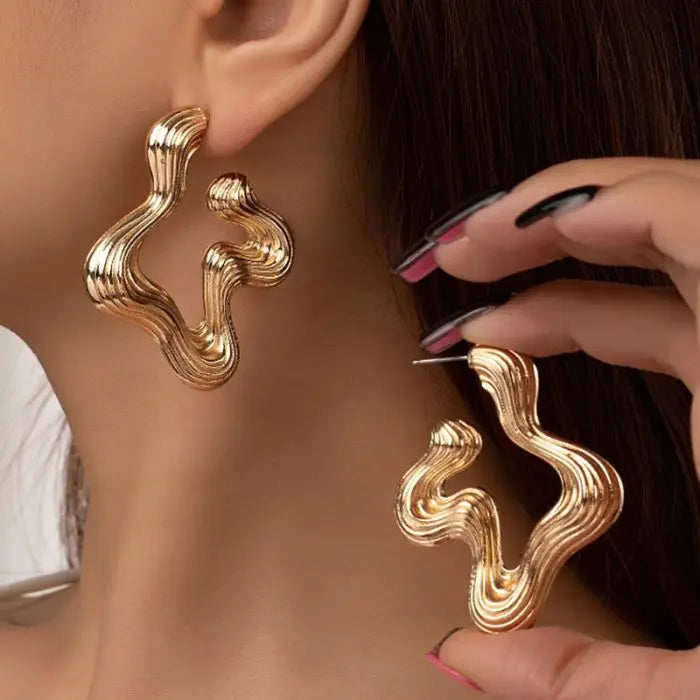 New Fashion Large Flower Statement Stud Earrings Women Metal Charm Gold Color Pearl Drop Earring Jewelry