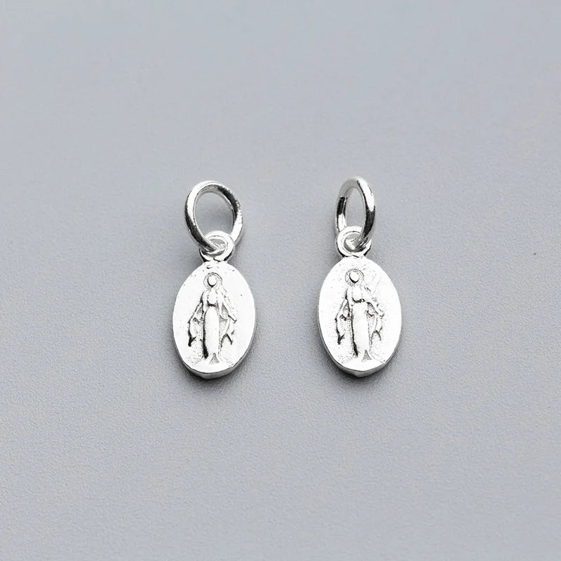 Small 7mm Religious Jesus Christ Oval Design Pendant in 925 Sterling Silver