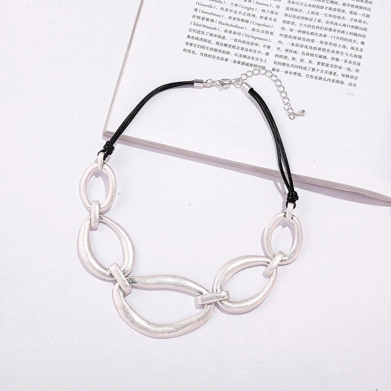 TongLing New Popular Handmade Minimalist Necklaces Interlocking Silver Plated Choker Necklace Women