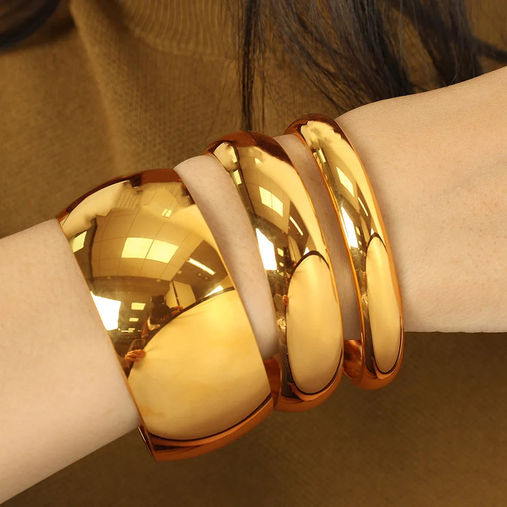 YF3929 Fashionable Stainless Steel 18k Gold Plated Personalized Exaggerated Glossy Waterproof Bracelet