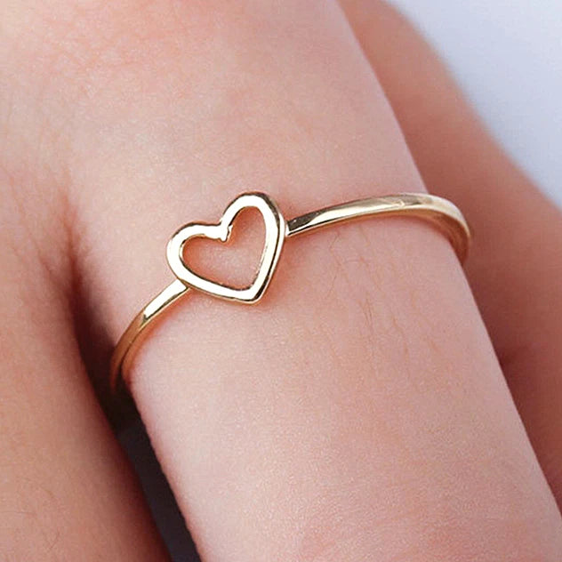 Wholesale Korean Romantic Couple Finger Ring Hypoallergenic Stainless Steel Ring Beautiful Hollow Heart Ring Gifts for Women