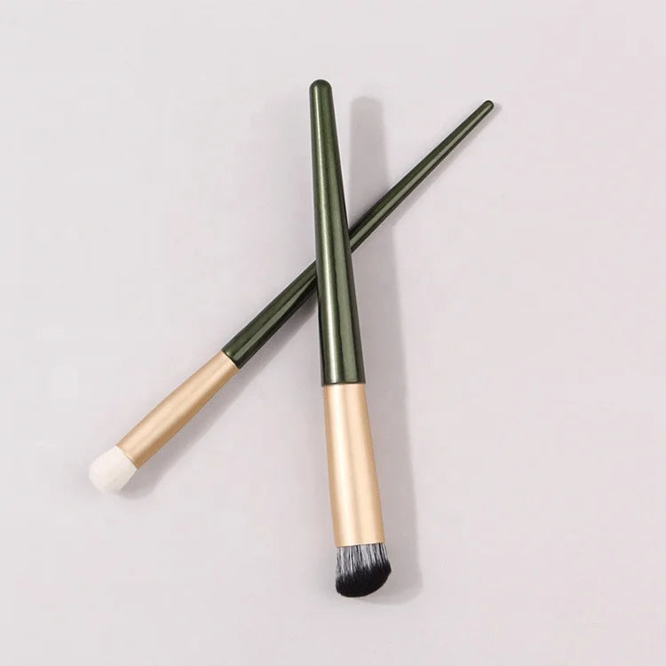 Eco Friendly Brush Applicator Lip Gloss Tube Nose Contour Angular Multi-functional Dark Green Makeup Brushes