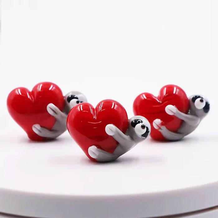 Hot Sale Murano Lampwork Glass Crafts Valentine Sloth Figurine with Heart for Celebrating Love