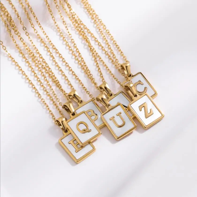 Waterproof Gold Fine Jewelry Vintage Stainless Steel A-z Letter Necklace Titanium Steel Natural Shells Initial Pendant Necklace