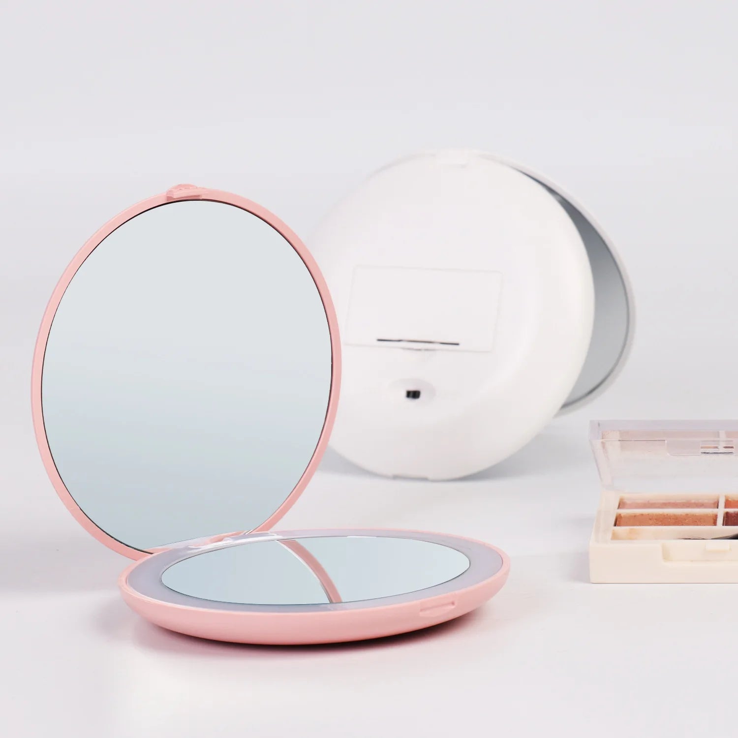 Zonyin Wholesale Folding Portable Makeup Mirror Plastic Magnifying Handheld Pocket Travel Mirror Vanity Mirrors with Lights