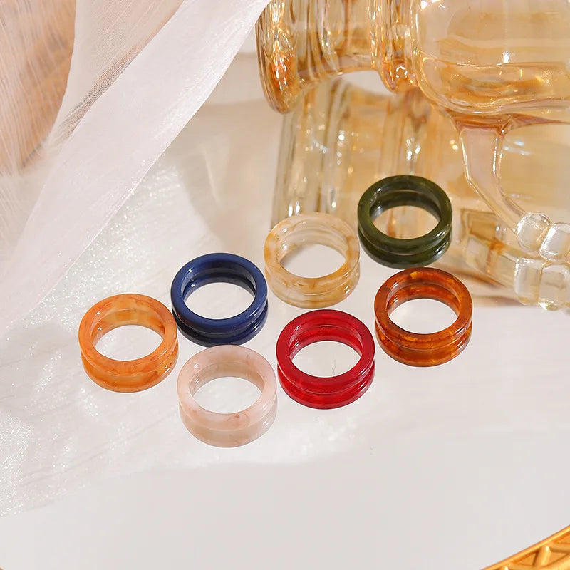 DAIHE New Retro Transparent Colorful Acrylic Simple Geometric Irregular Resin Ring Fashion Jewelry Gift