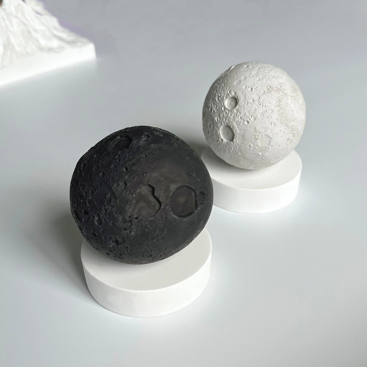 Moon Shaped Plaster Eco-Friendly Essential Oil Diffuser Stone Scented Air Freshener Perfume