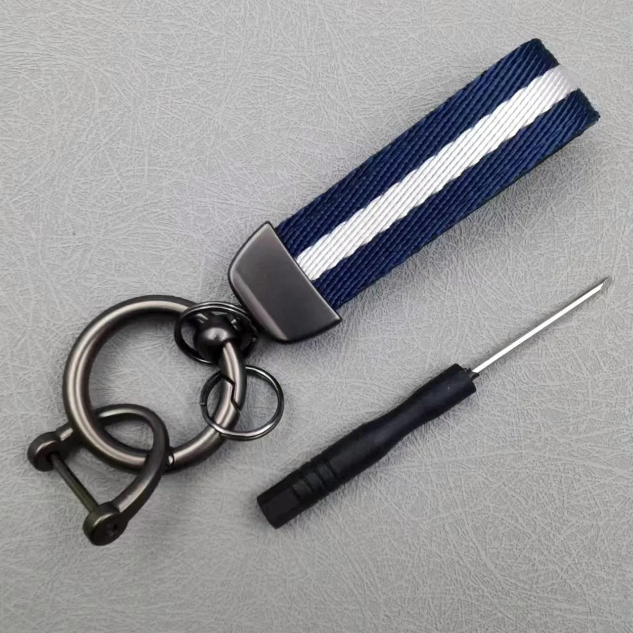 Car Key Chain Metal Leather Strap Keychain Pattern Hoof Hhorseshoe Buckle Key Holder Key Ring Men's Women's Gifts