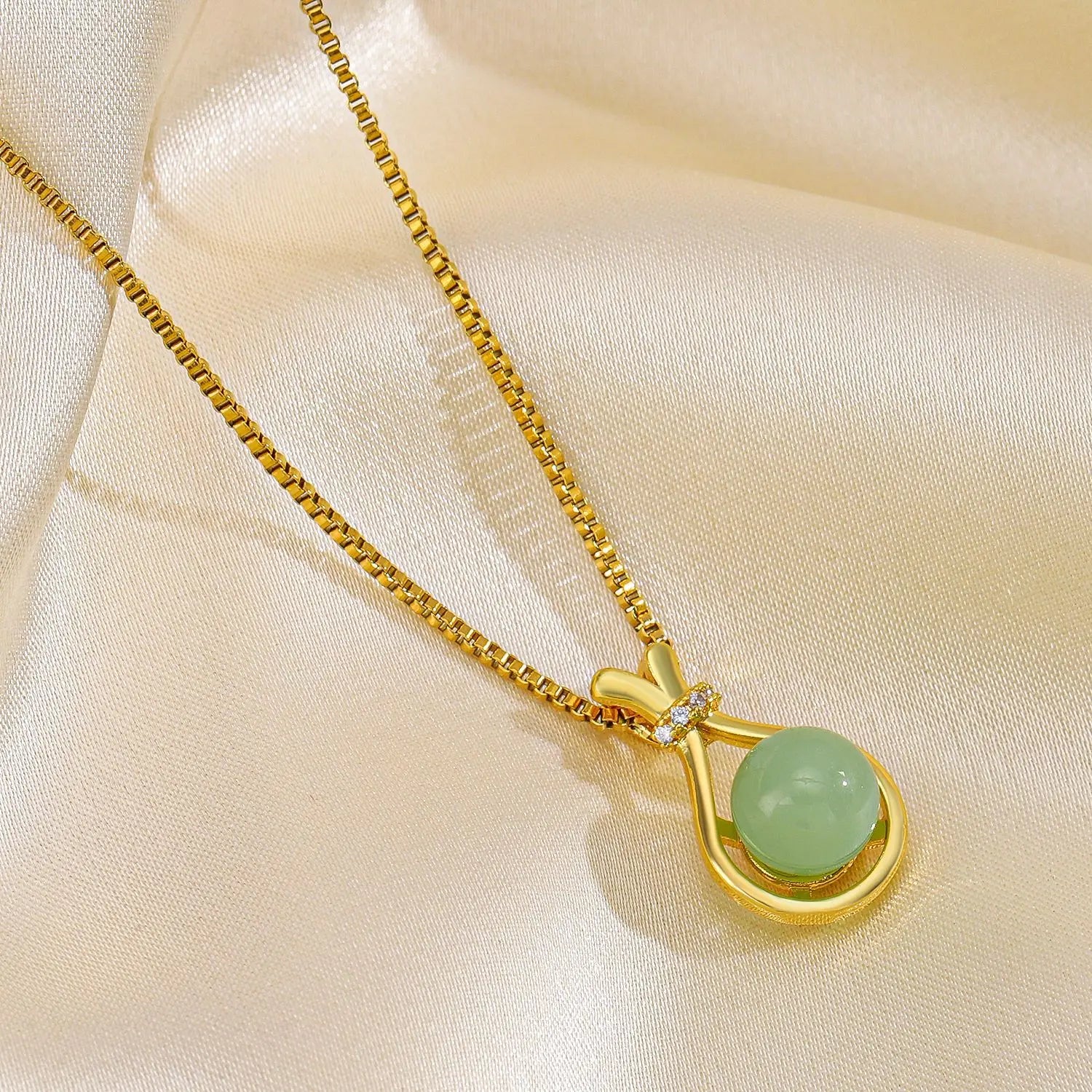 Wholesale Blessing Bag Green Stone Jade Pendant Stainless Steel Box Chain Necklace