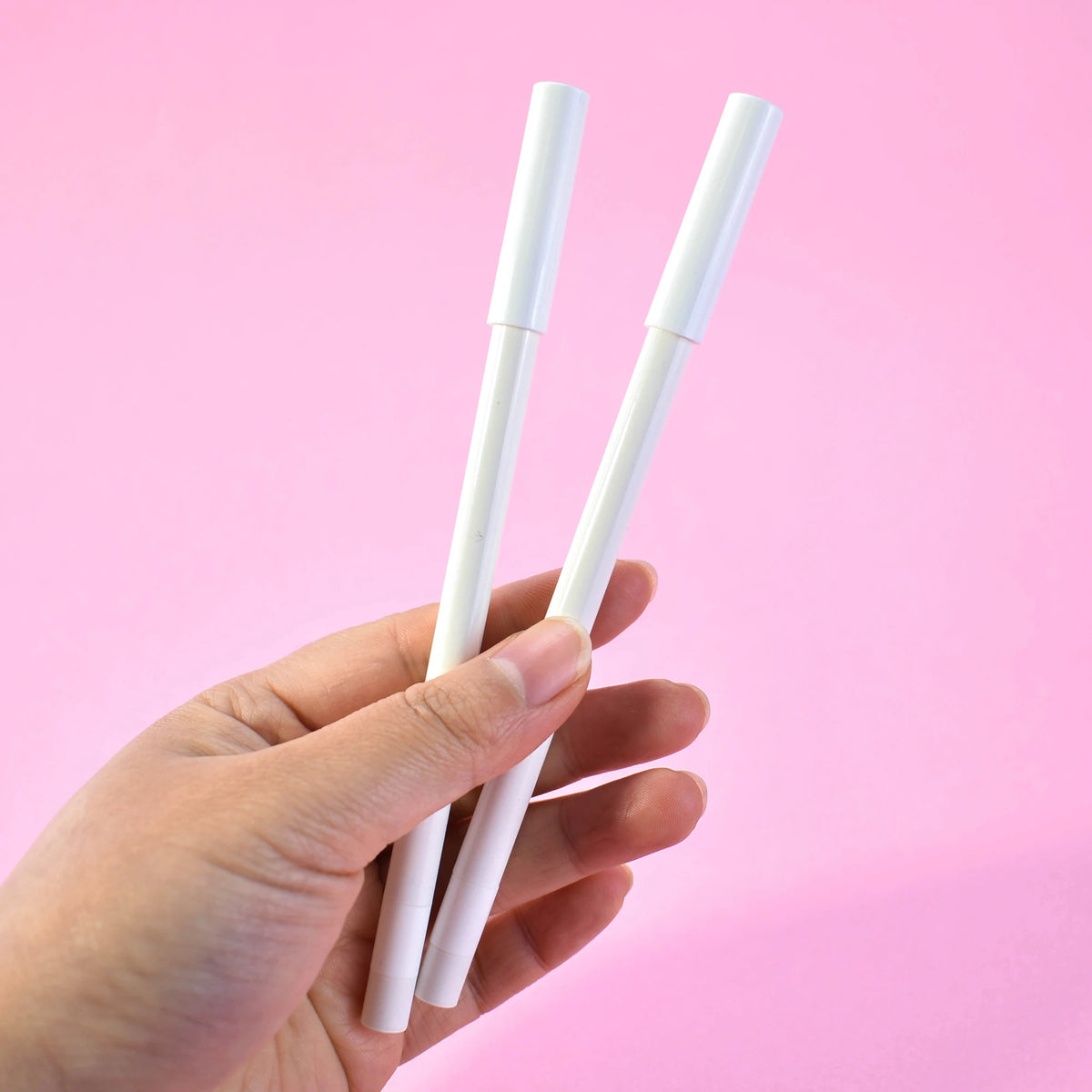 High Quality Empty White Plastic Round Screw Cap Mascara Pen Tube for Cosmetic Packaging