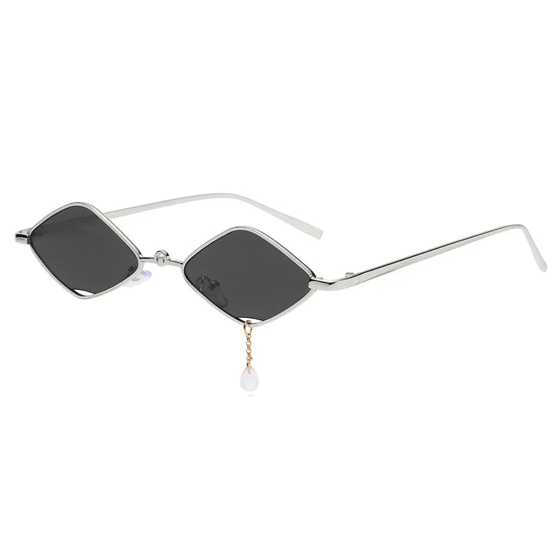 New Fashion Retro Punk Women Punk Sunshades Metal Small Diamond Sunglasses
