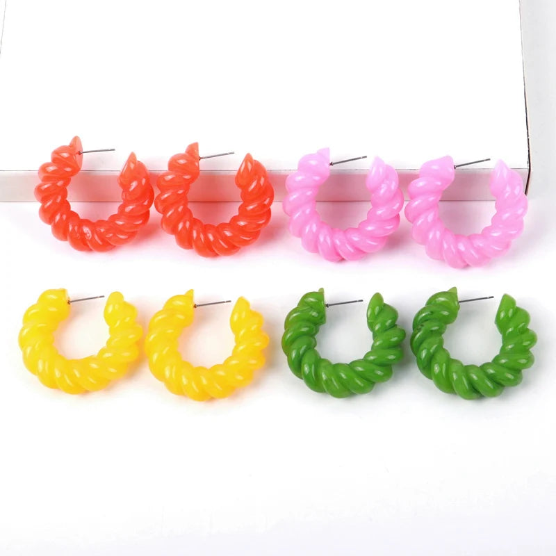 Newly Emerging 2024 Designer Earrings Threaded Resin Twist Juice Color Student Acrylic Earrings