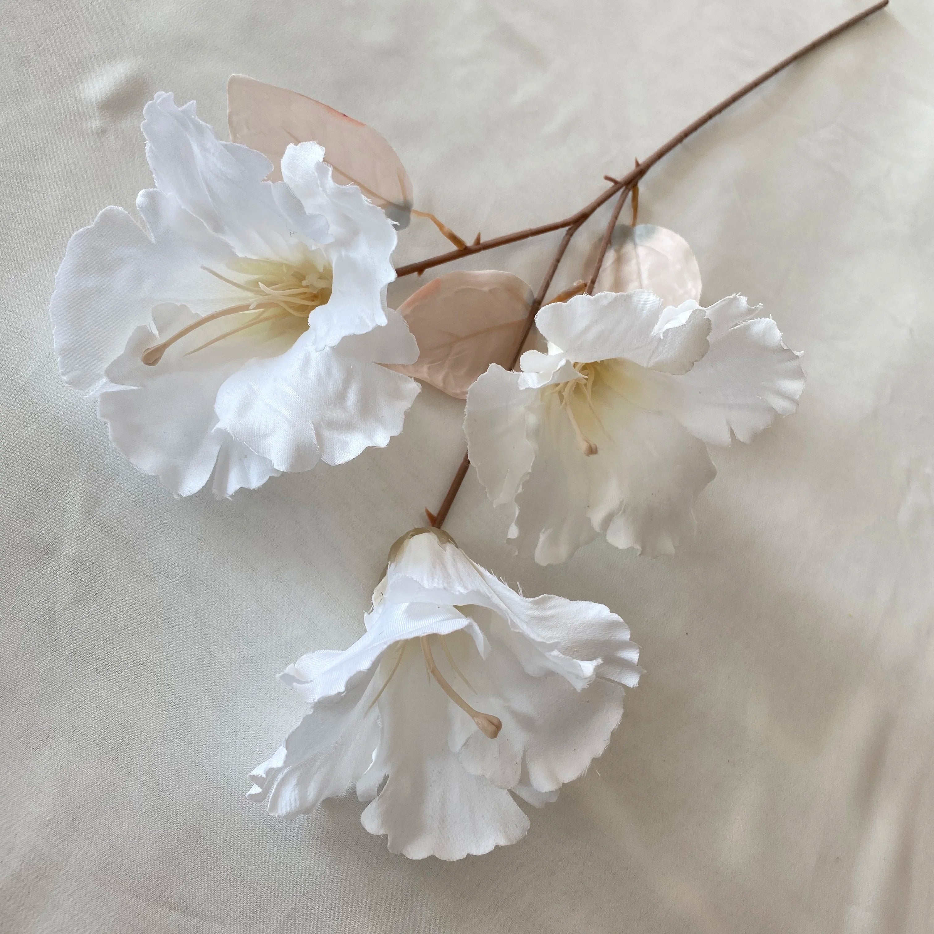 Wholesale Multicolor-white Modern Style Artificial Flower Wedding Decoration 3 Head Kapok