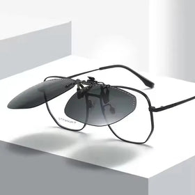 Fashion Portable Strong Magnetic Sunglasses Clip Eyeglass Men Driving Glasses Magnetic Photocrom Polarized Clip on Eyeglasses