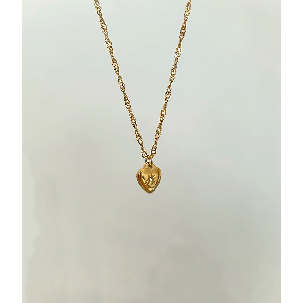High Stainless Steel Love Heart Pendant Water Wave Chain Necklace Cubic Zircon Eight Pointed Star Necklace Boho Elegant Jewelry