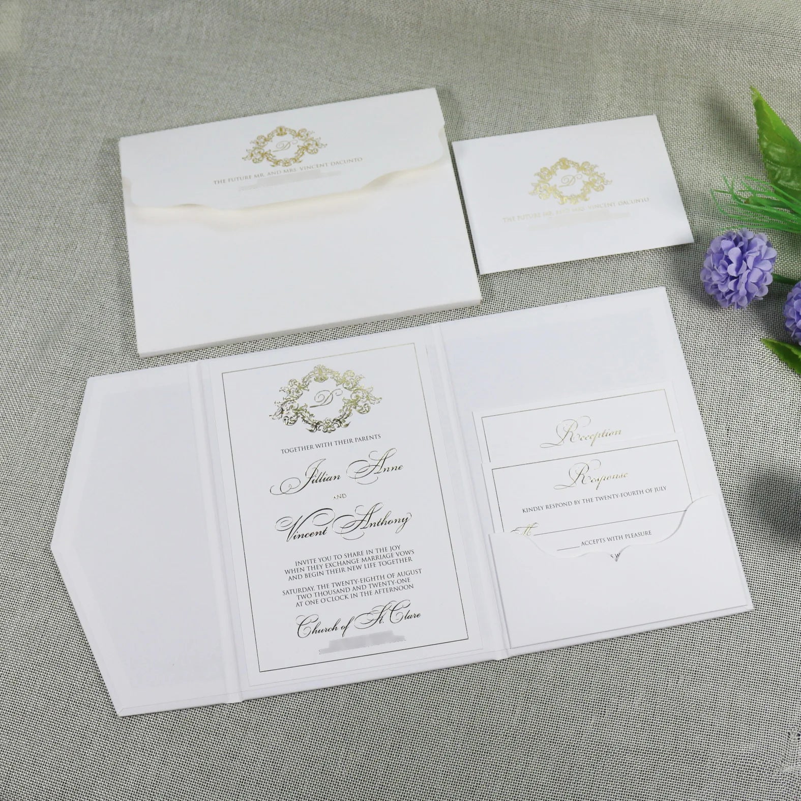 Ethiopia White and Gold Hot Stamping Trifold Pocket Hardcover Wedding Invitation with Small Cards