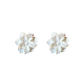 Elegant Irregular Personality White Flower Earrings Pearl Women Sliver Needle Earrings Fashion Jewelry Accessories Gifts