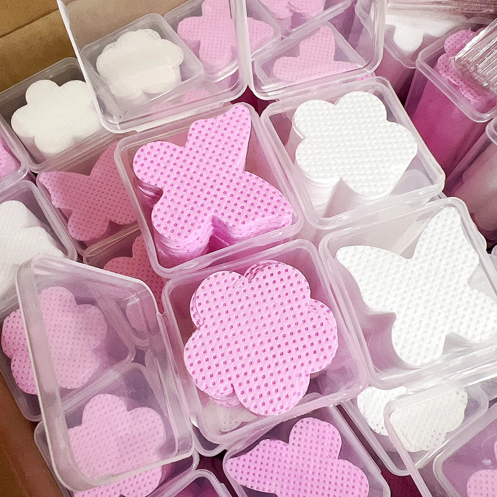 Custom Label 200pcs Disposable Color Lint-Free Multi-function Glue Wipes Cosmetic Lash Glue Remover Adhesive Nozzle Cleanser Pad