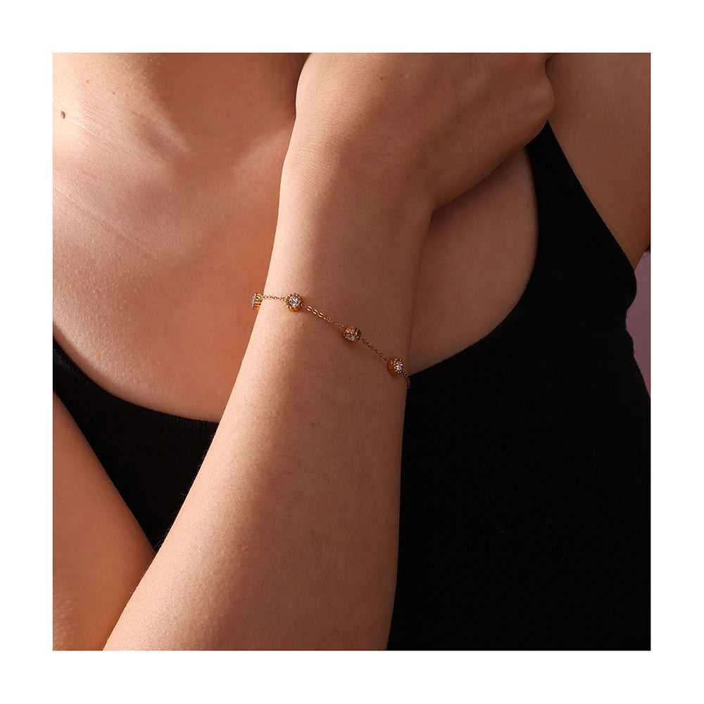 New Model 18K Gold Plated Minimalist Geometric Round Zircon Charm Thin Chain Adjustable Stainless Steel Bracelet